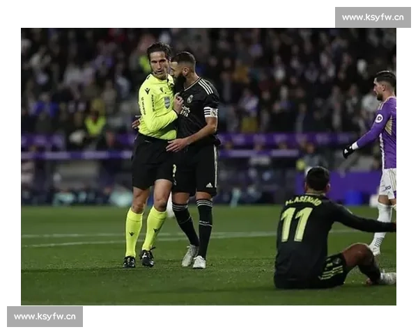 终场比分揭晓主队三比二逆转客队上演经典对决激战九十分钟全场沸腾